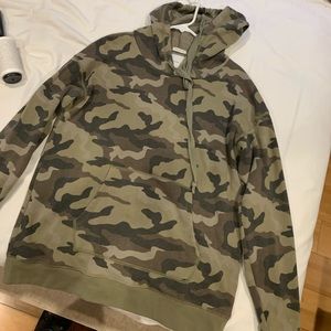 Camo hoodie